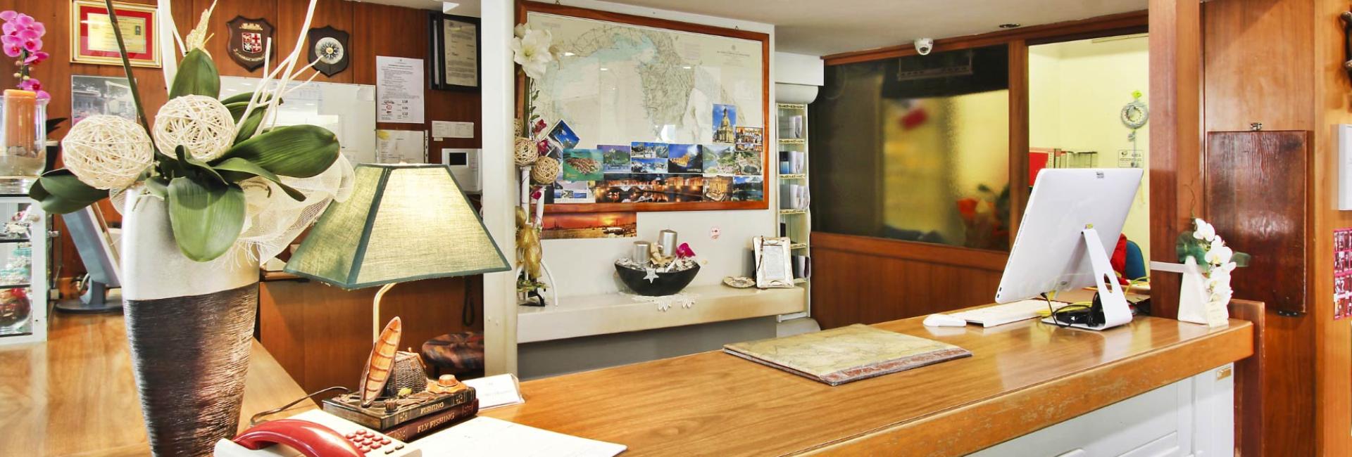 hotelmeridianus it contattaci 001